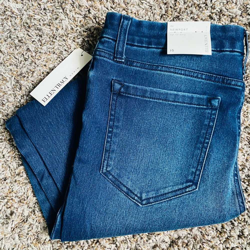 NWT Ellen Tracy Deep Blue Jeggings